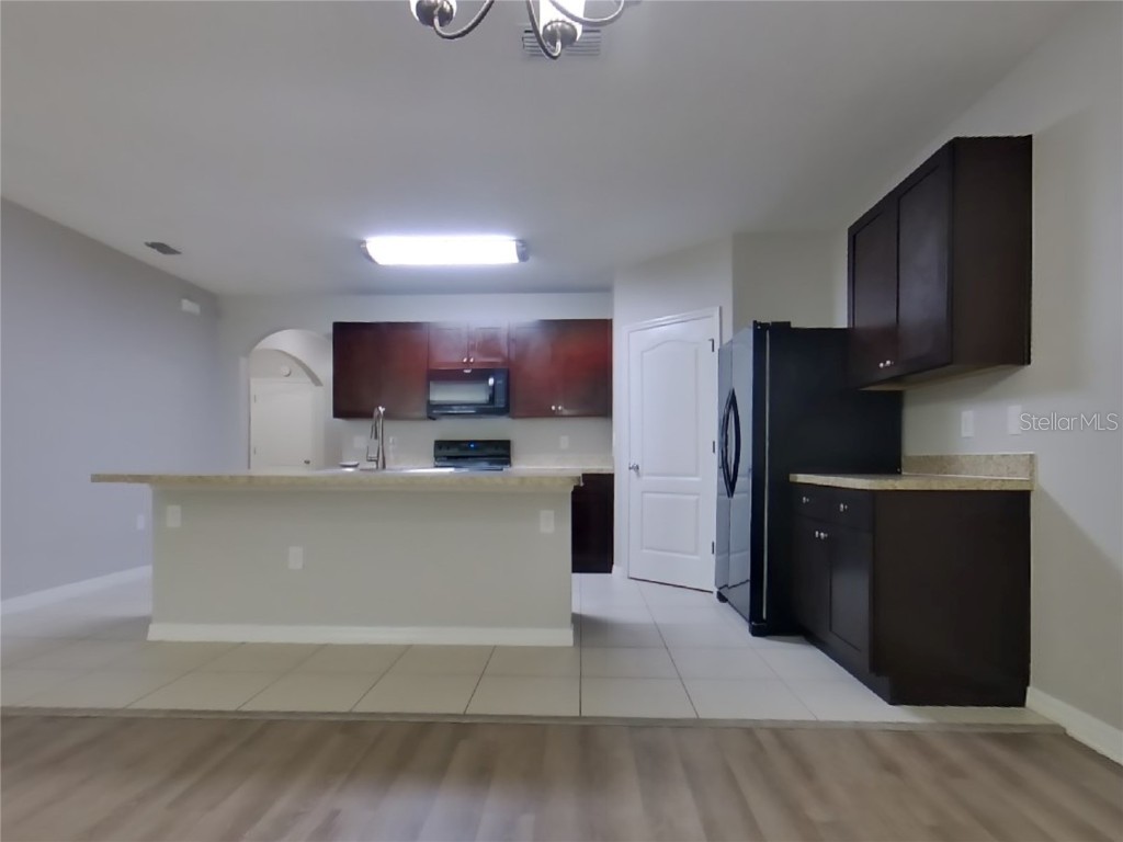  Tavares FL 32778 TB8450986 image6