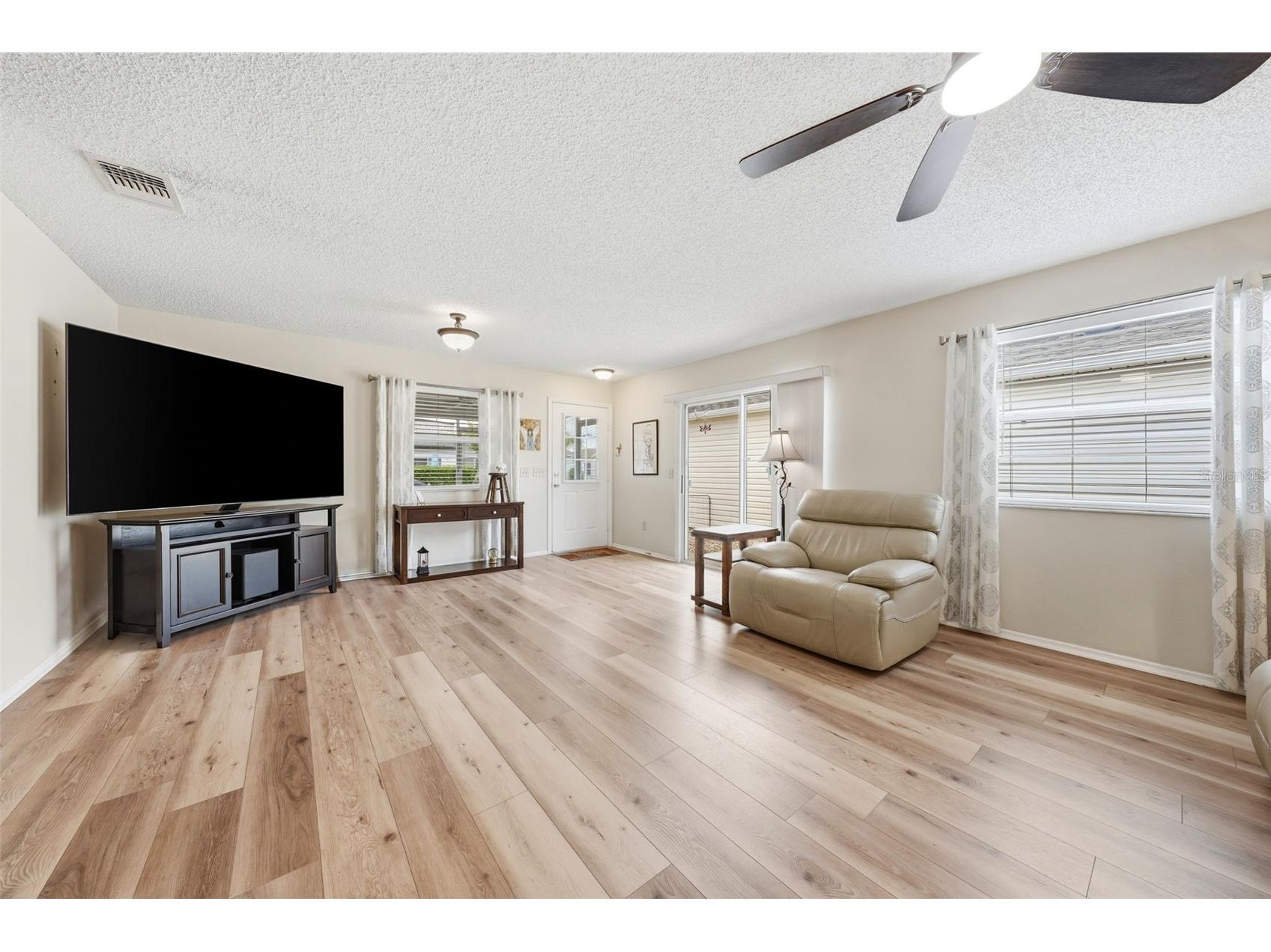 389 Seven Oaks Lane The Villages FL 32162 G5114256 image9