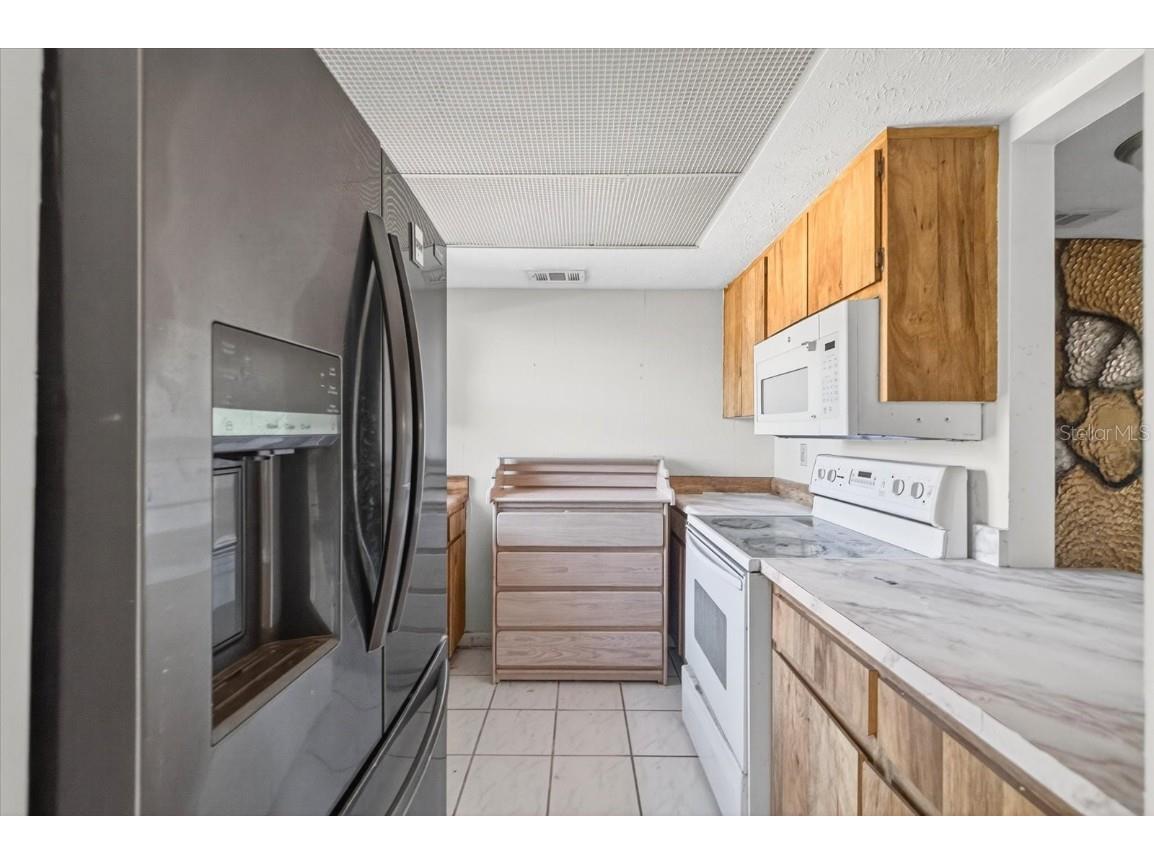 9504 Fieldview Circle Thonotosassa FL 33592 W7880050 image4