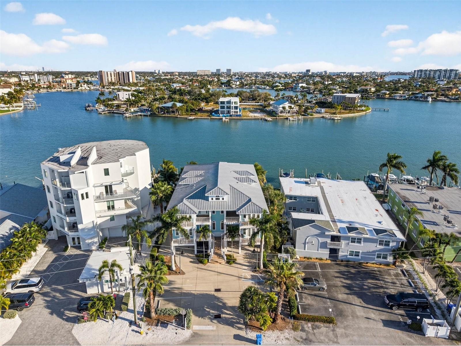 255 104th Avenue Treasure Island FL 33706 - BOCA CIEGA BAY TB8482120 image3