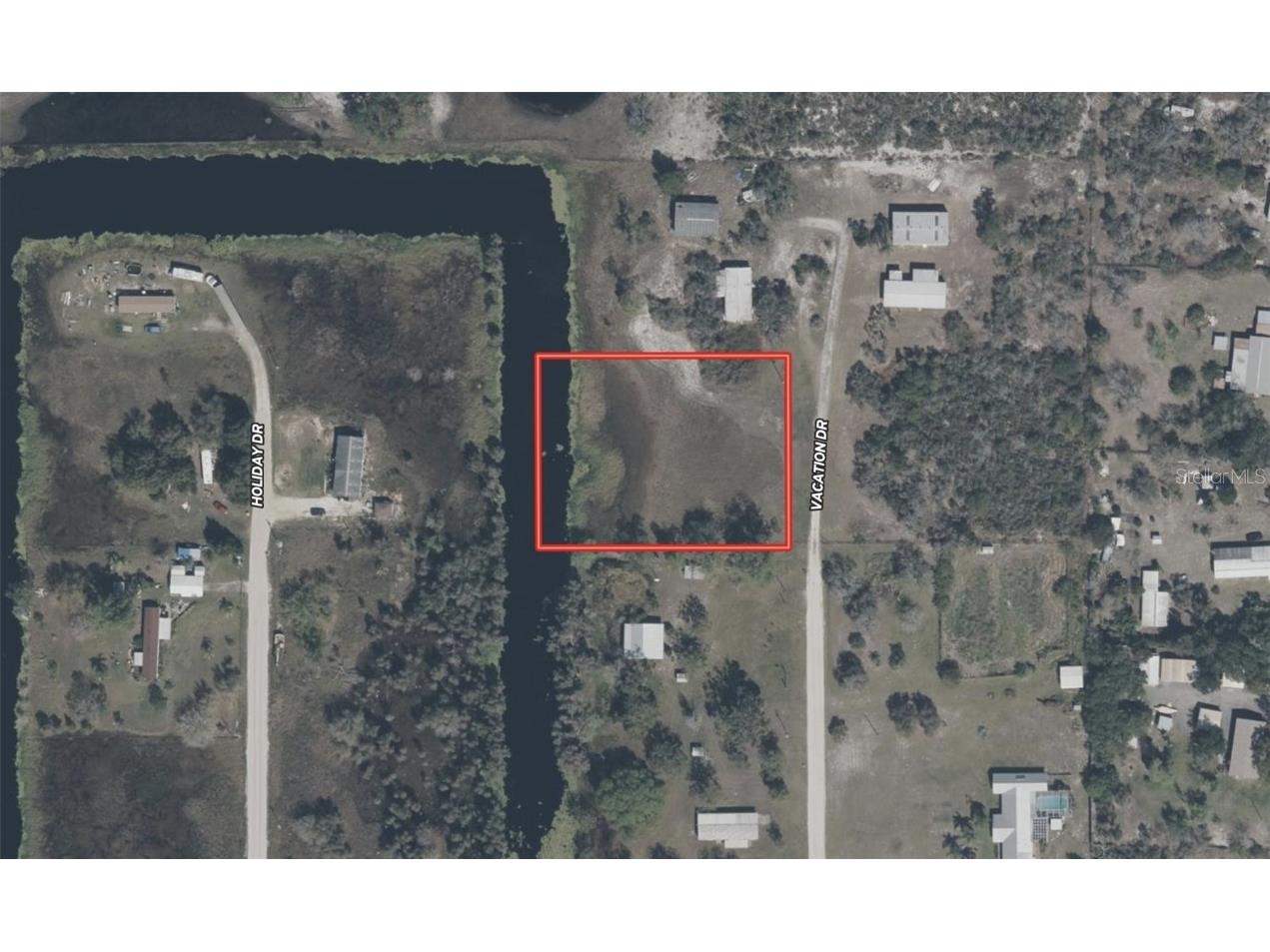 Vacation Drives Venus FL 33960 TB8456277 image1