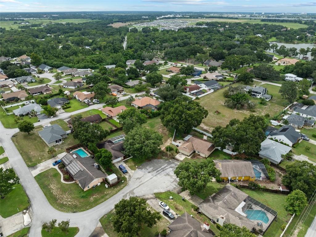 Vail Drive Winter Haven FL 33884 P4935726 image10