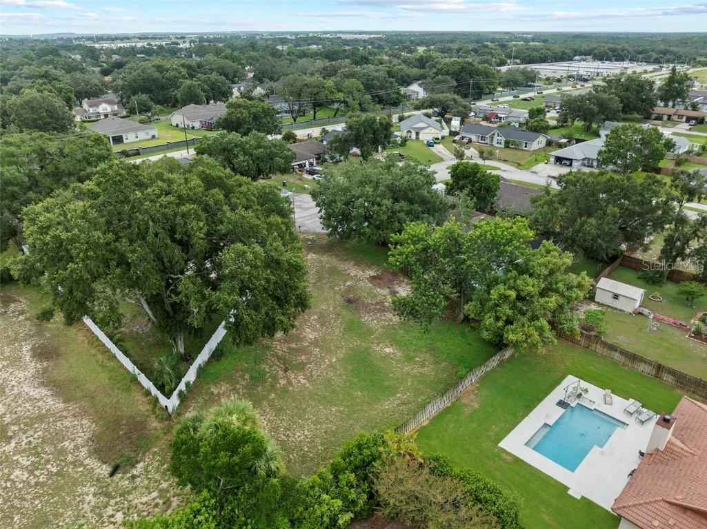 Vail Drive Winter Haven FL 33884 P4935726 image6