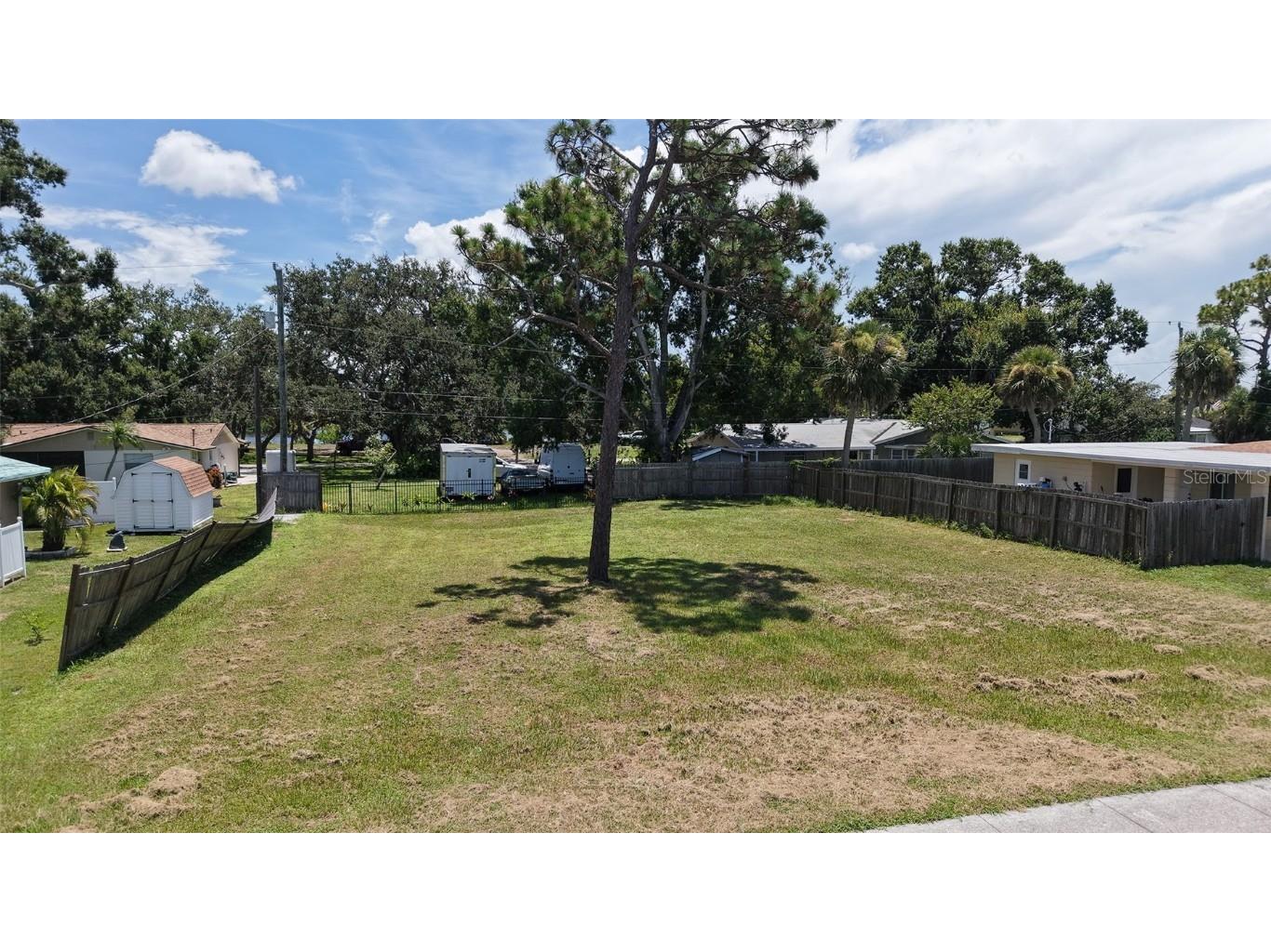 Valencia Road Venice FL 34293 A4659359 image10