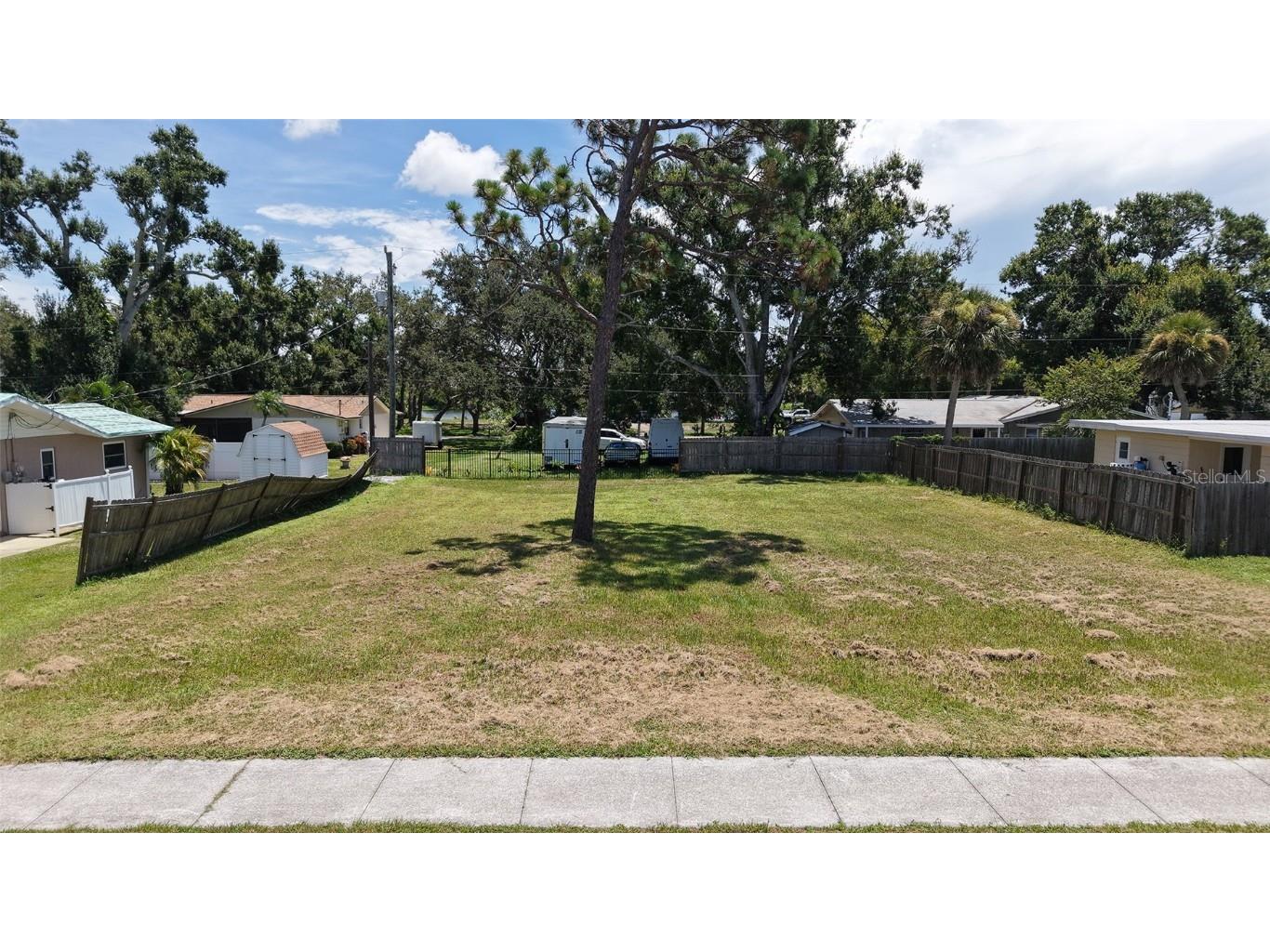 Valencia Road Venice FL 34293 A4659359 image11