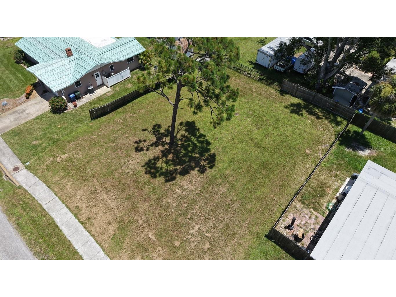 Valencia Road Venice FL 34293 A4659359 image18