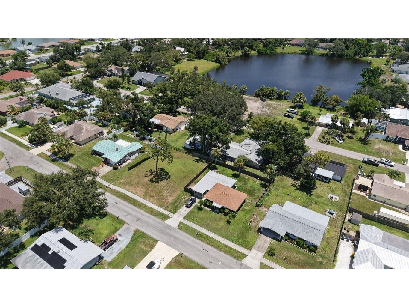 Valencia Road Venice FL 34293 A4659359 image19