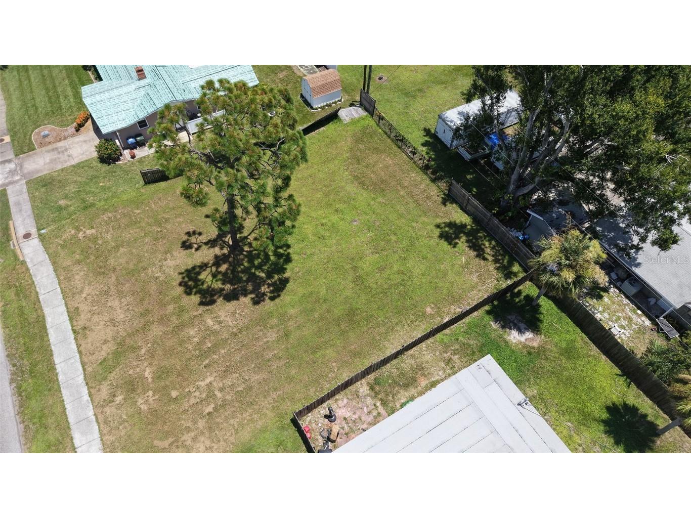 Valencia Road Venice FL 34293 A4659359 image8