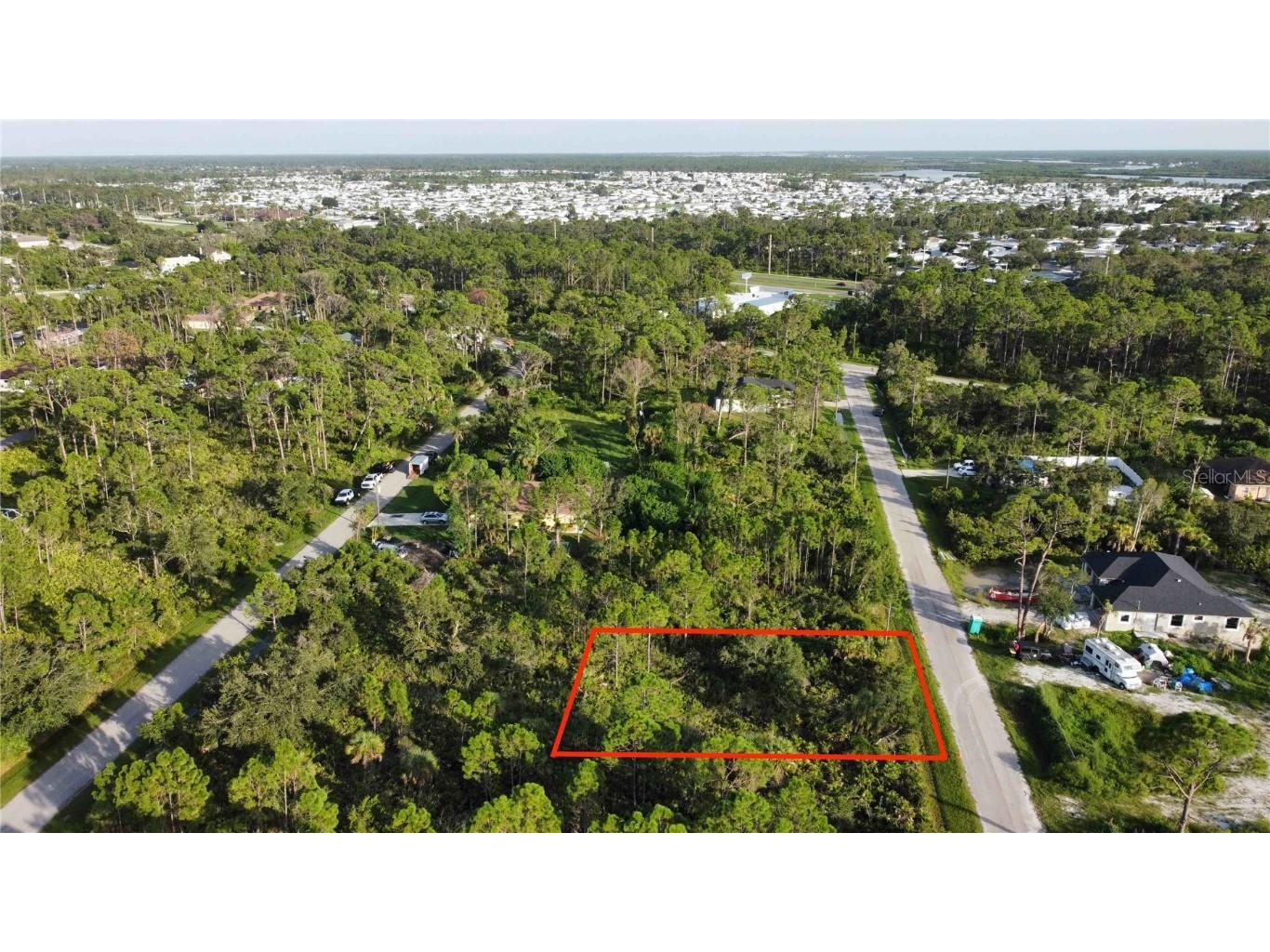 Vespucius St North Port FL 34287 A4580897 image3