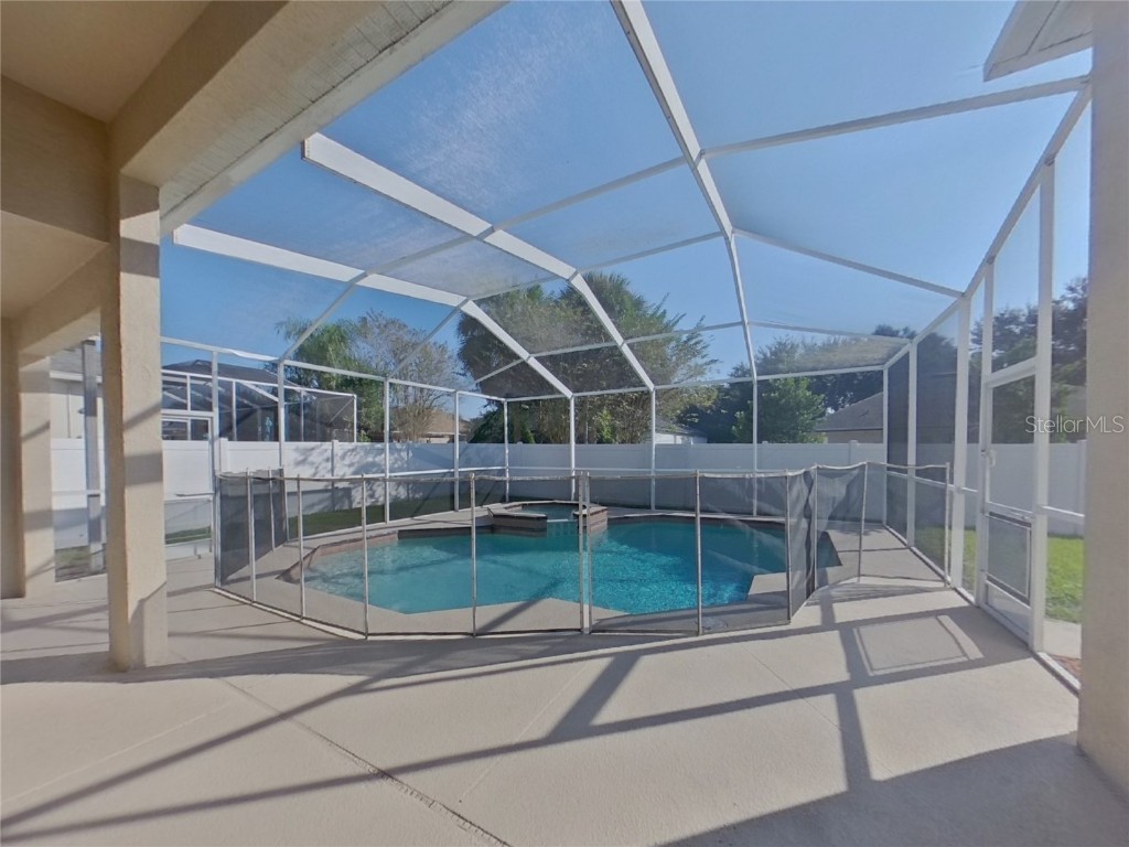  Valrico FL 33596 TB8455492 image15