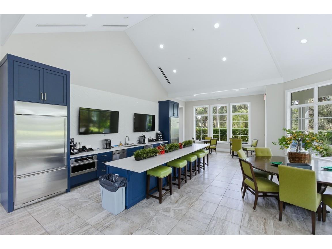 12642 Shimmering Oak Circle Venice FL 34293 A4677050 image36