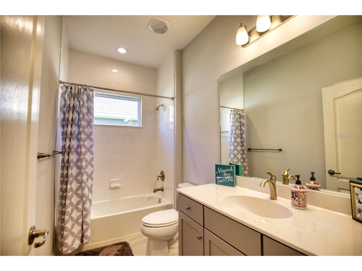  Venice FL 34293 N6140403 image25