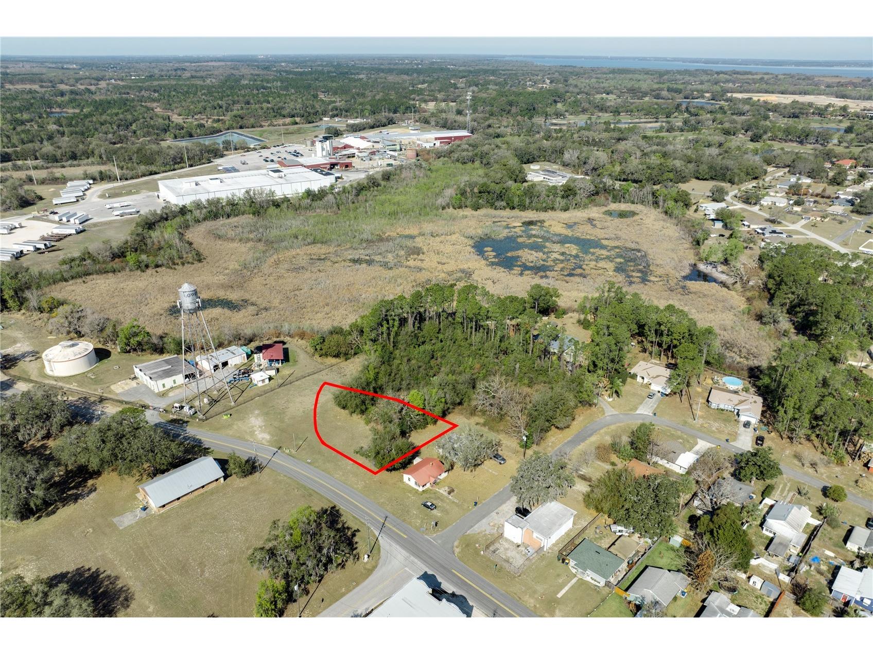 W Central Avenue Howey In The Hills FL 34737 O6386390 image6