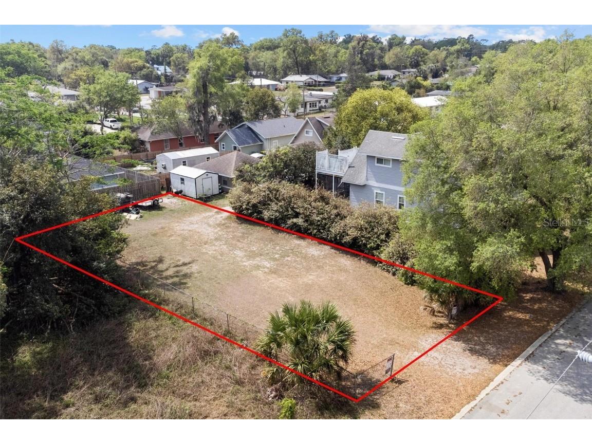 W Oakdale Avenue Deland FL 32720 V4928995 image1