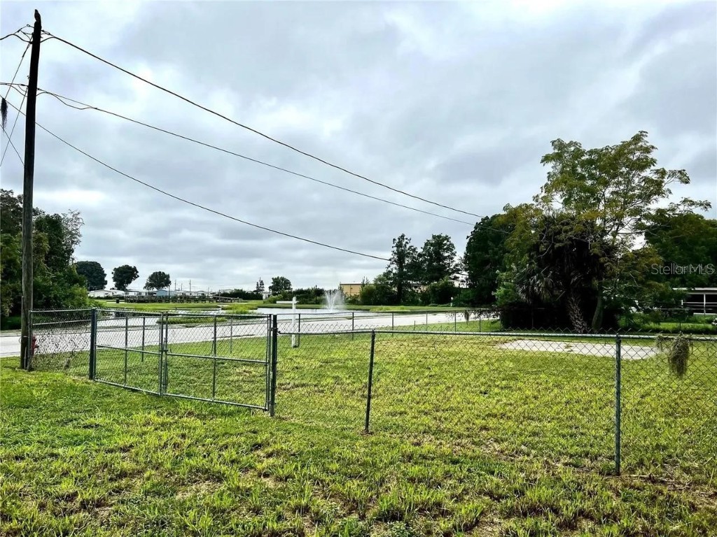 W Ruby Street Tavares FL 32778 O6241380 image3