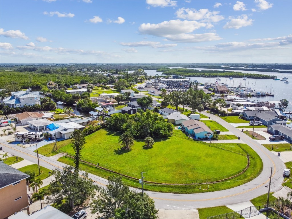 W Shell Point Road Ruskin FL 33570 TB8403034 image10