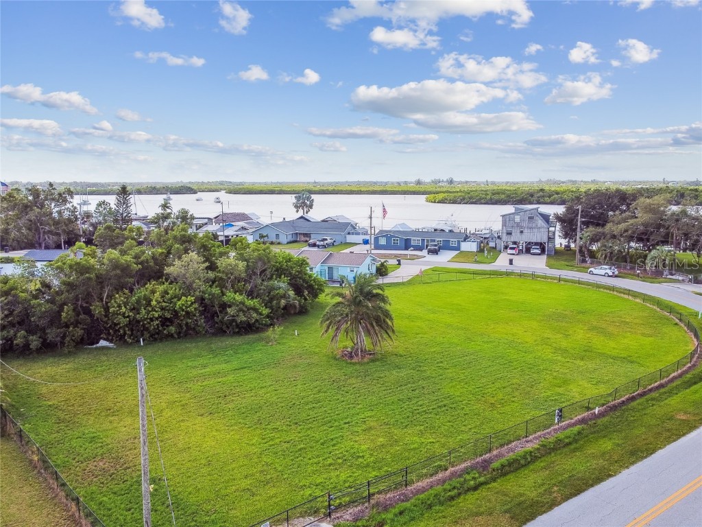 W Shell Point Road Ruskin FL 33570 TB8403034 image6