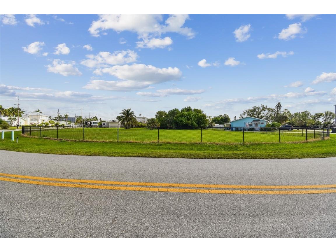 W Shell Point Road Ruskin FL 33570 TB8403034 image7