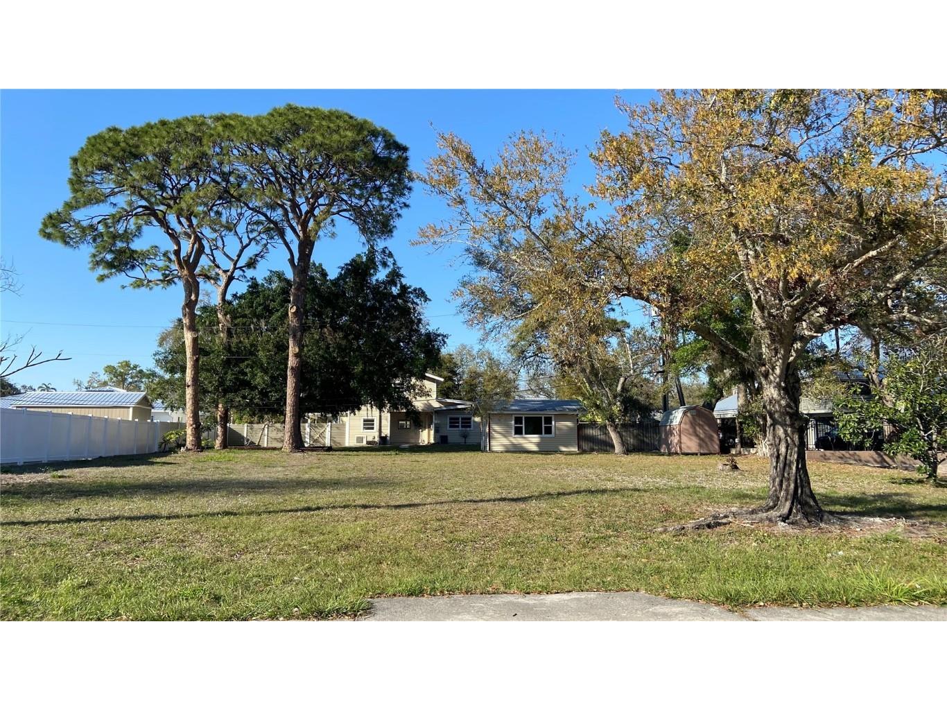 Waldemere Street Sarasota FL 34239 A4640811 image1