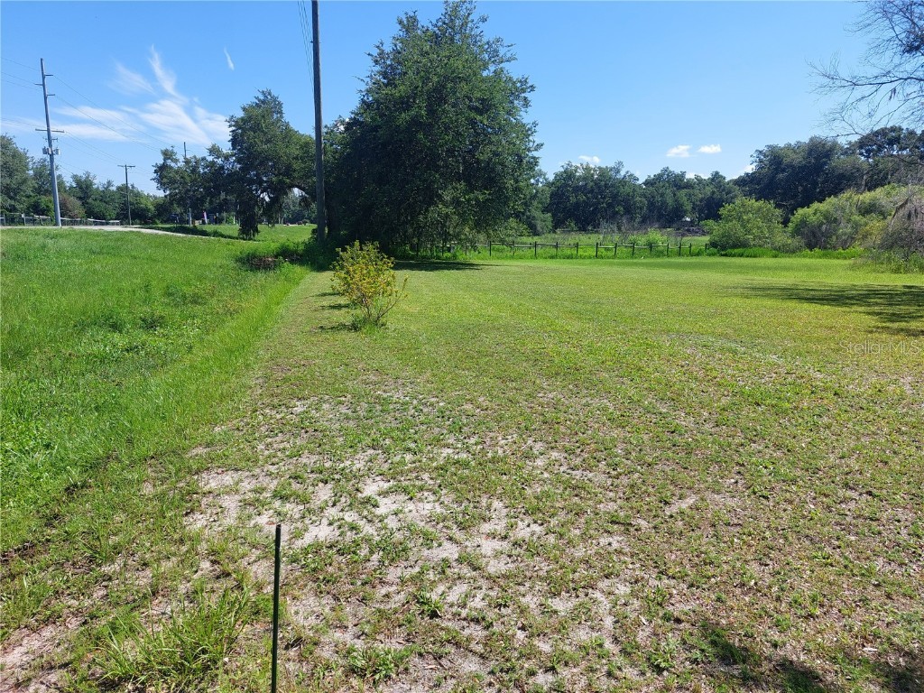 Waldo Dade City FL 33525 TB8399092 image10