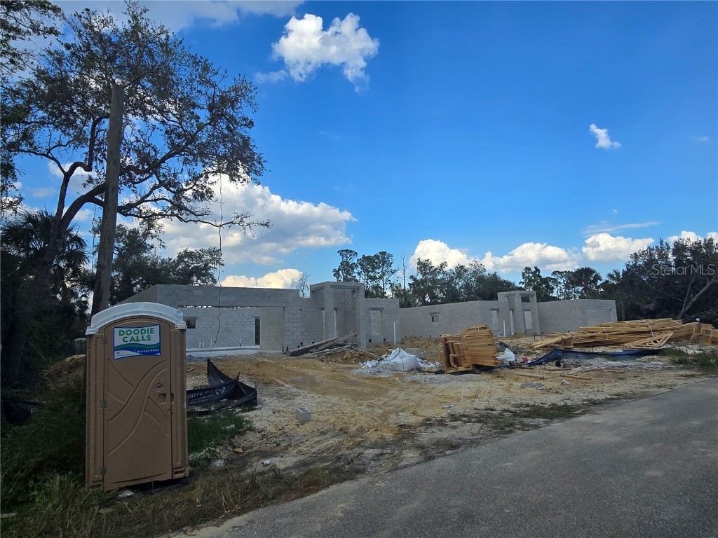 Walmsley Avenue North Port FL 34287 A4629289 image7