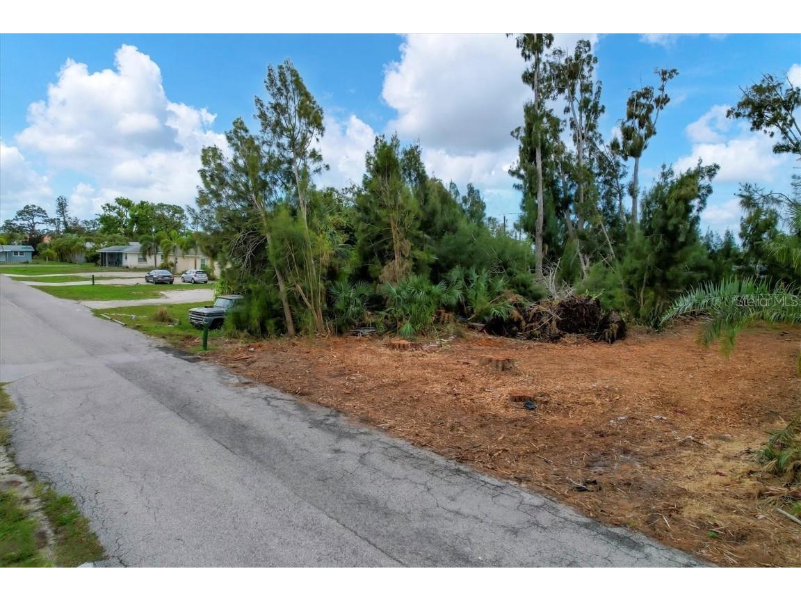 Washington Avenue Englewood FL 34223 D6130529 image1