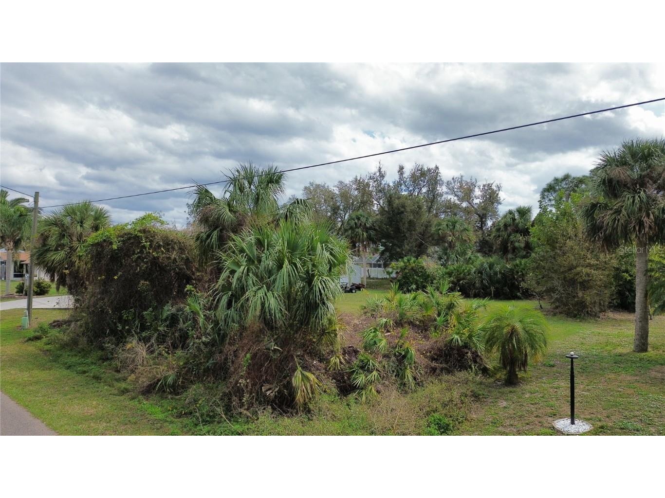 Watova Avenue North Port FL 34286 C7505703 image1