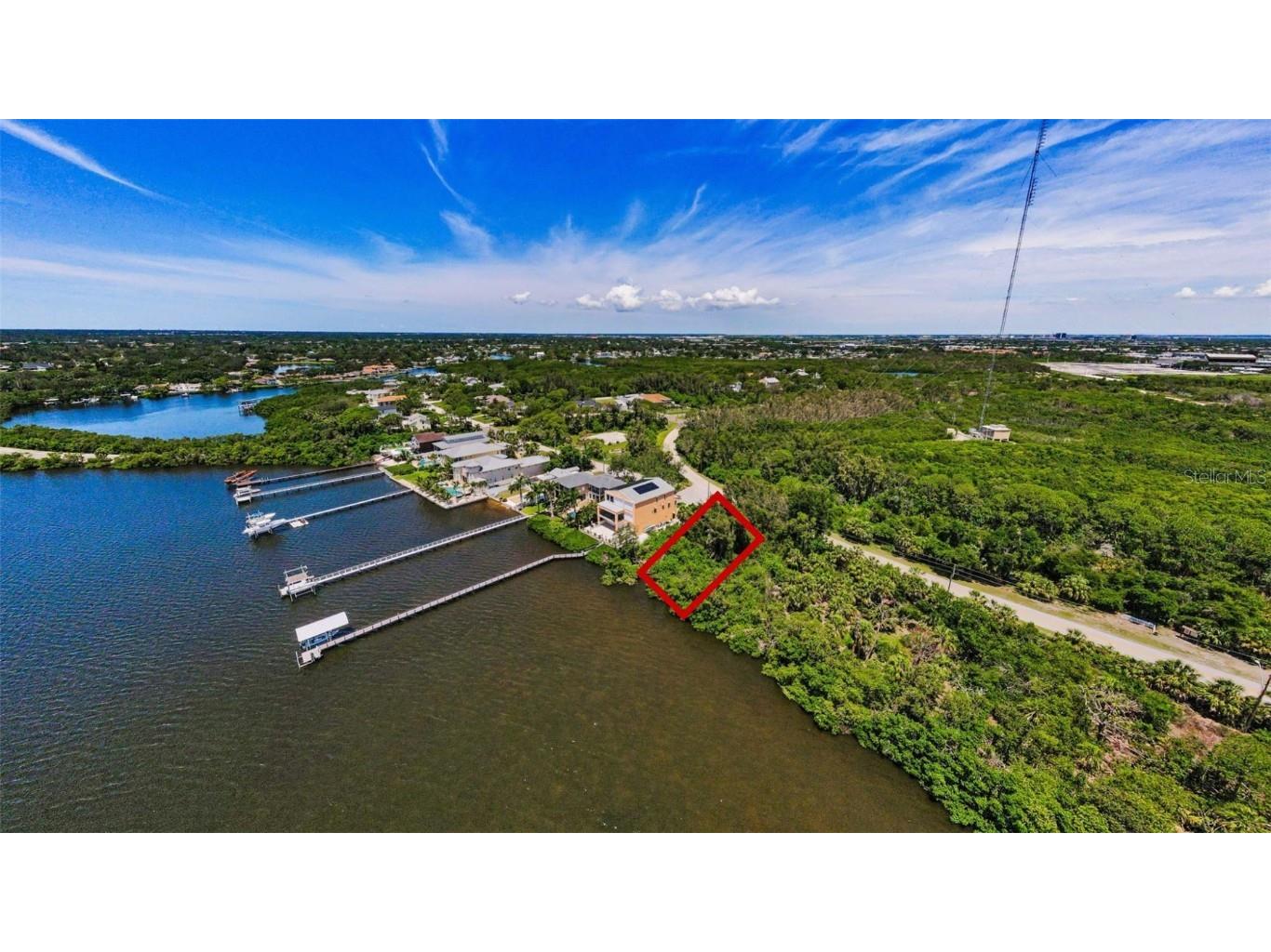 Weedon Drive NE Saint Petersburg FL 33702 - RIVIERA BAY TB8401173 image1