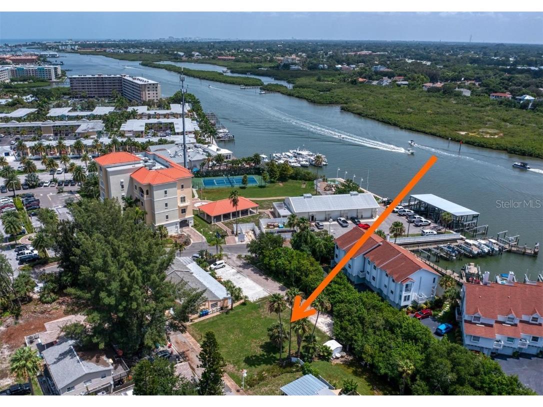 Whispering Pines Drive Indian Shores FL 33785 - GULF OF MEXICO U8142032 image3