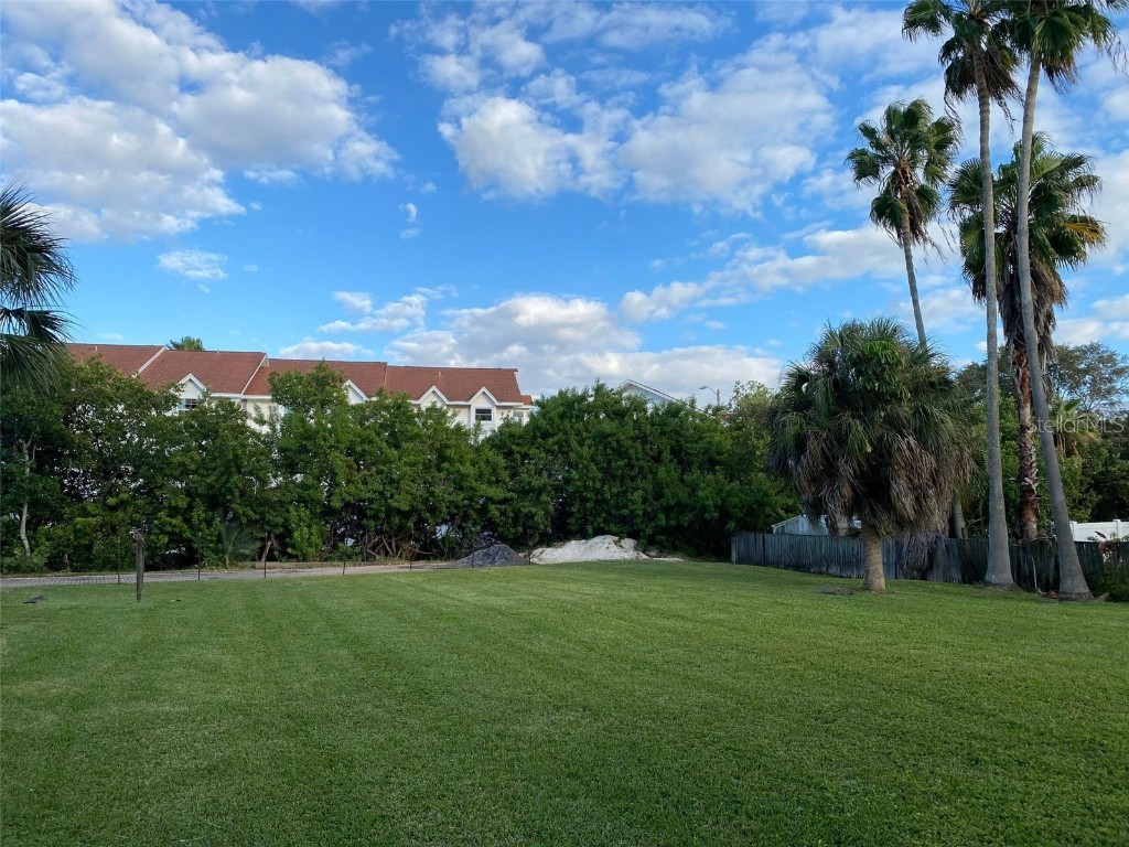 Whispering Pines Drive Indian Shores FL 33785 - GULF OF MEXICO U8142032 image4