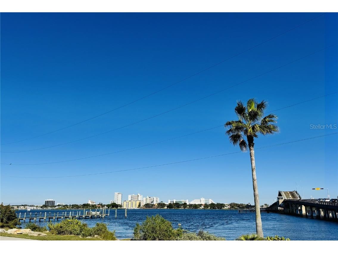 Whitehall Street Daytona Beach FL 32114 O6366605 image10