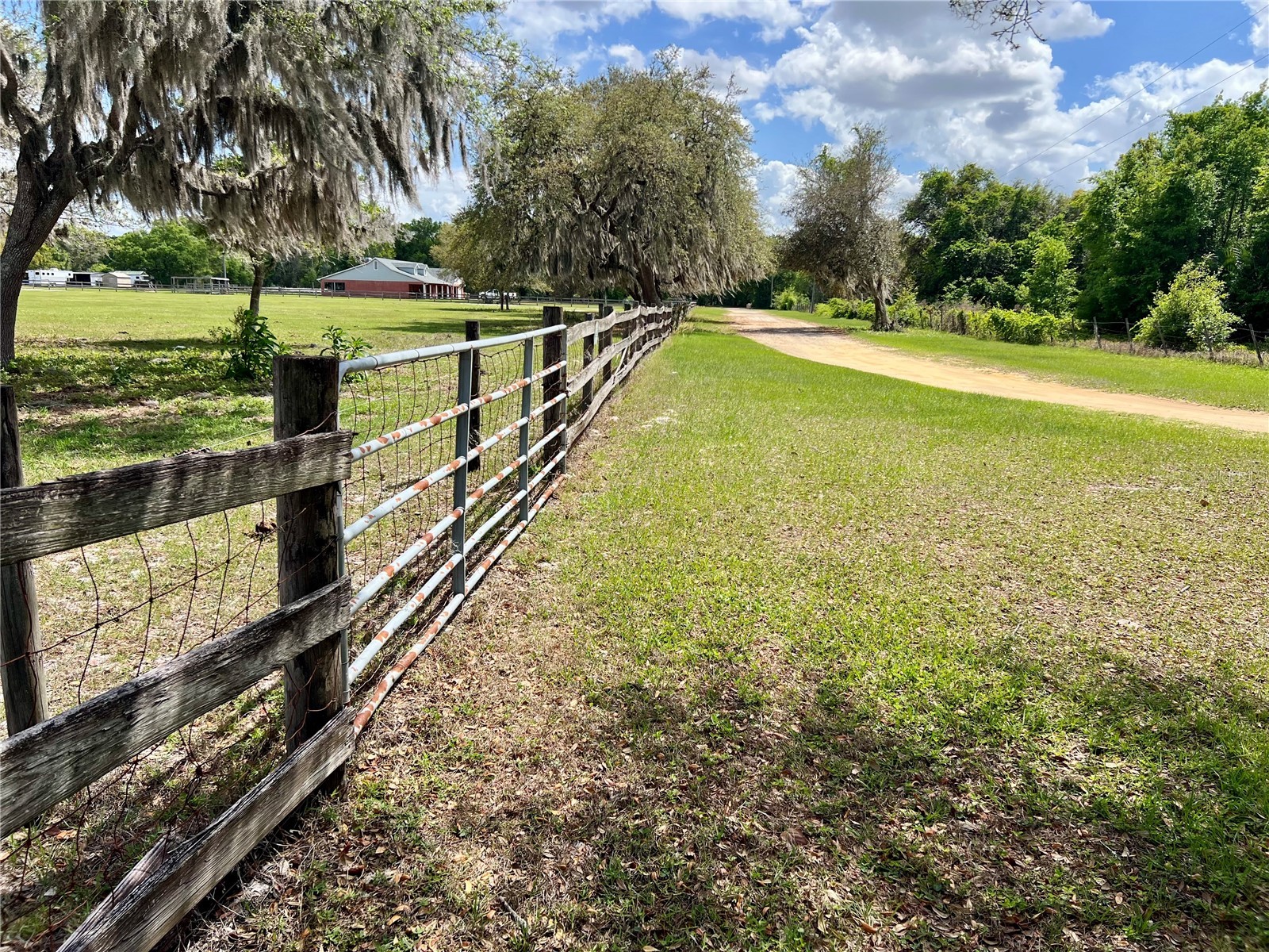 Winterwillow Lane Eustis FL 32736 G5110156 image2