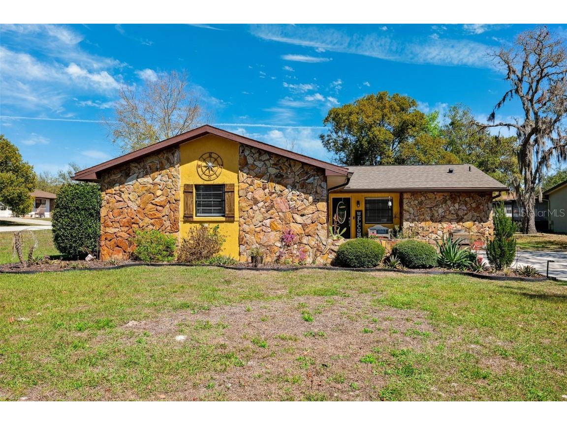  Weeki Wachee FL 34613 W7873364 image1