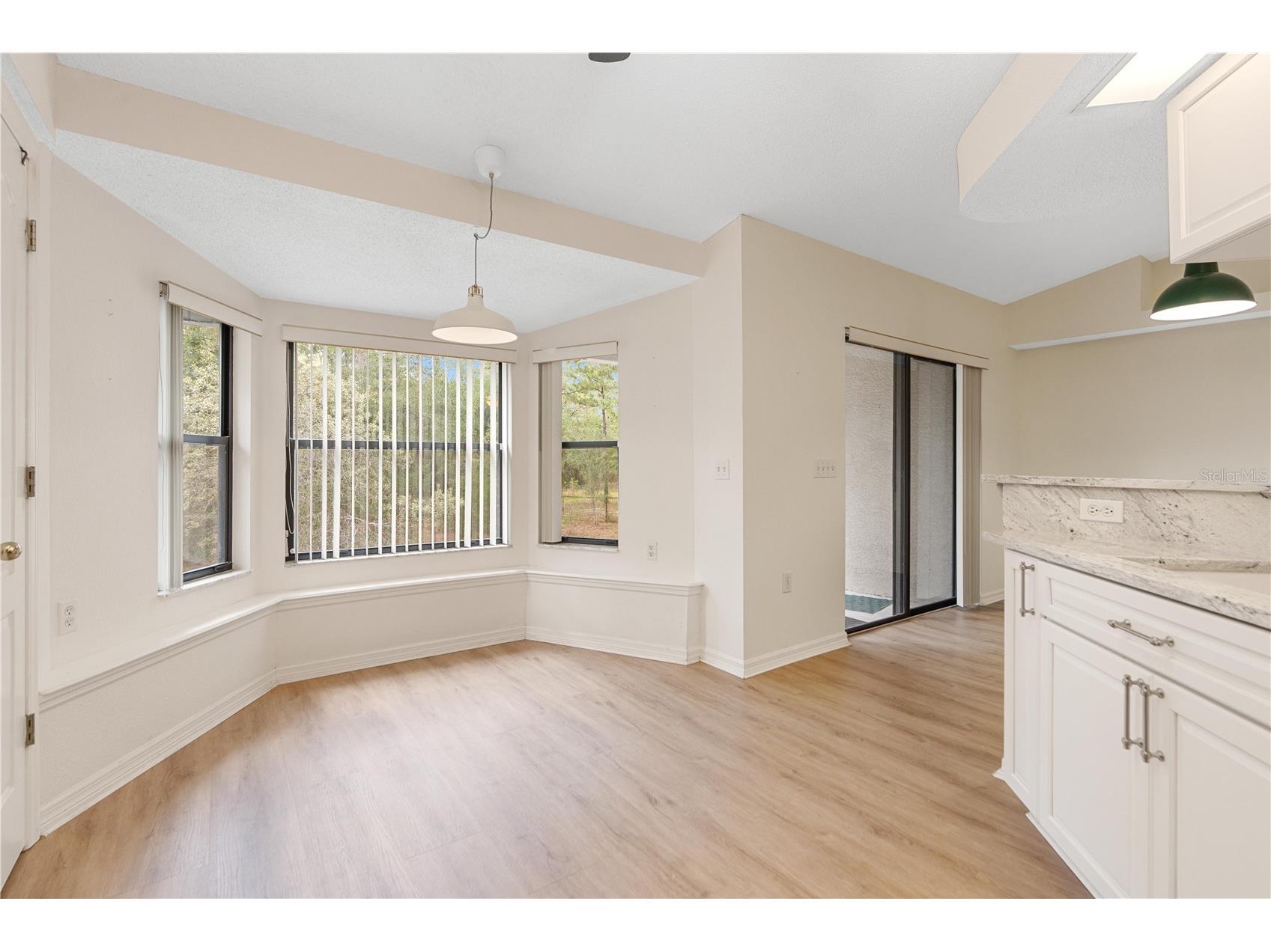 7121 Bastian Court Weeki Wachee FL 34613 W7885860 image11