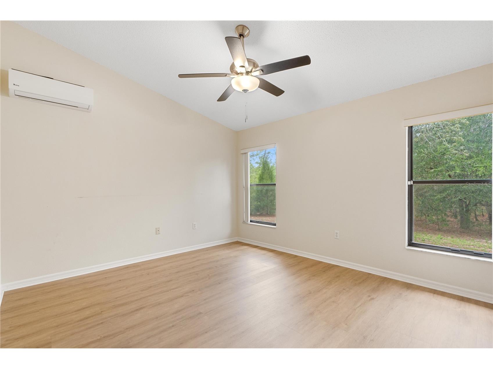 7121 Bastian Court Weeki Wachee FL 34613 W7885860 image12