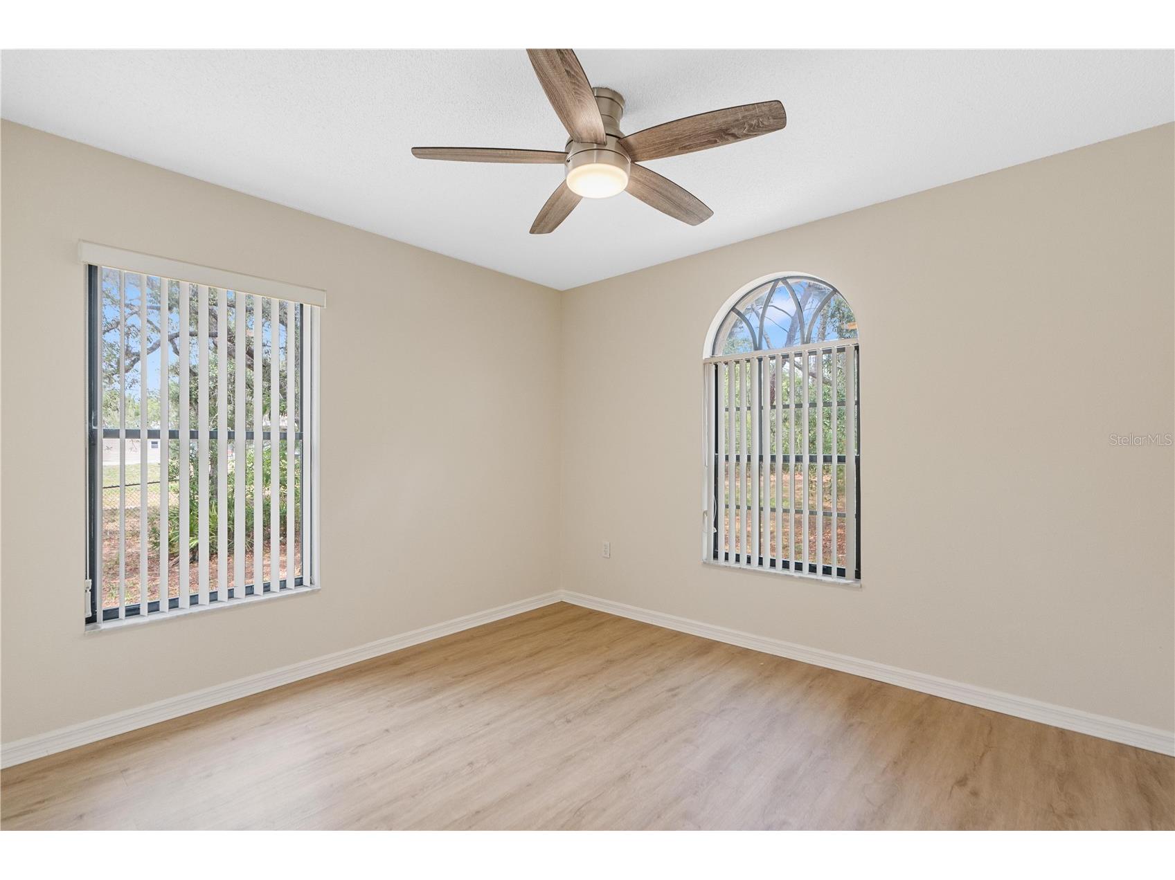 7121 Bastian Court Weeki Wachee FL 34613 W7885860 image18