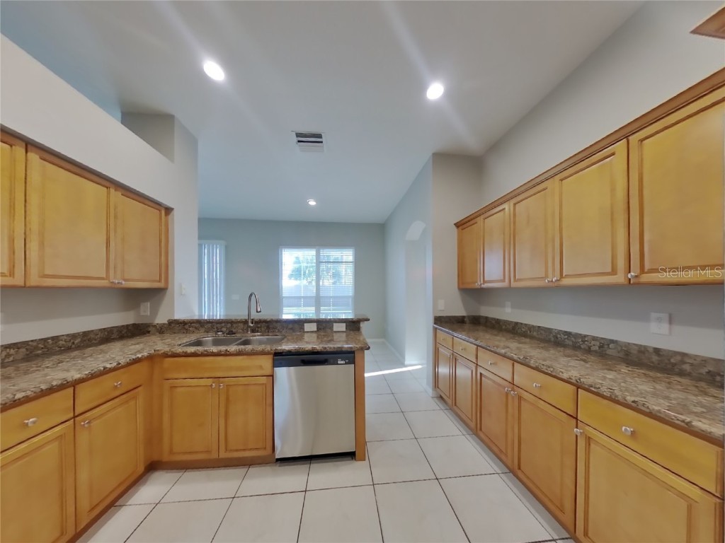  Wesley Chapel FL 33543 TB8451047 image5