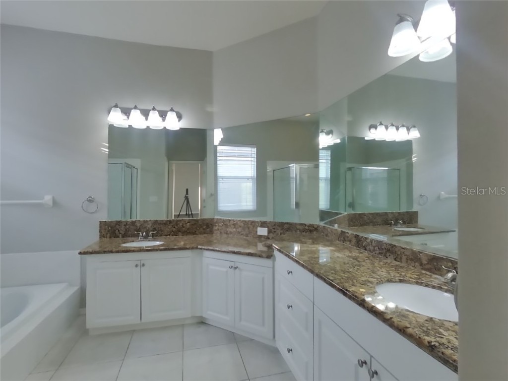  Wesley Chapel FL 33543 TB8451047 image8