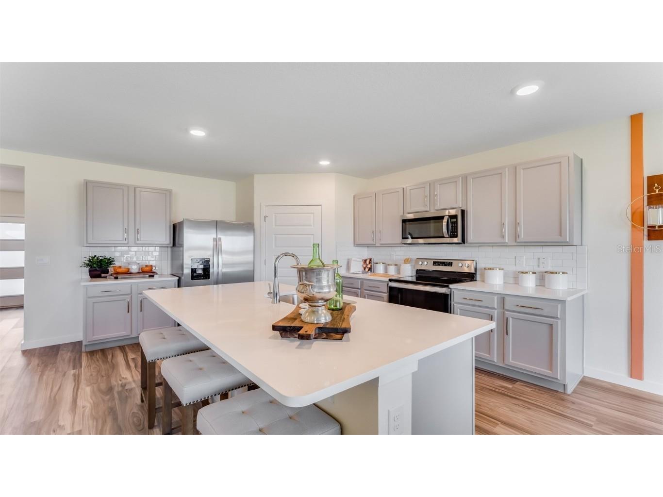  Wesley Chapel FL 33544 A4663845 image7