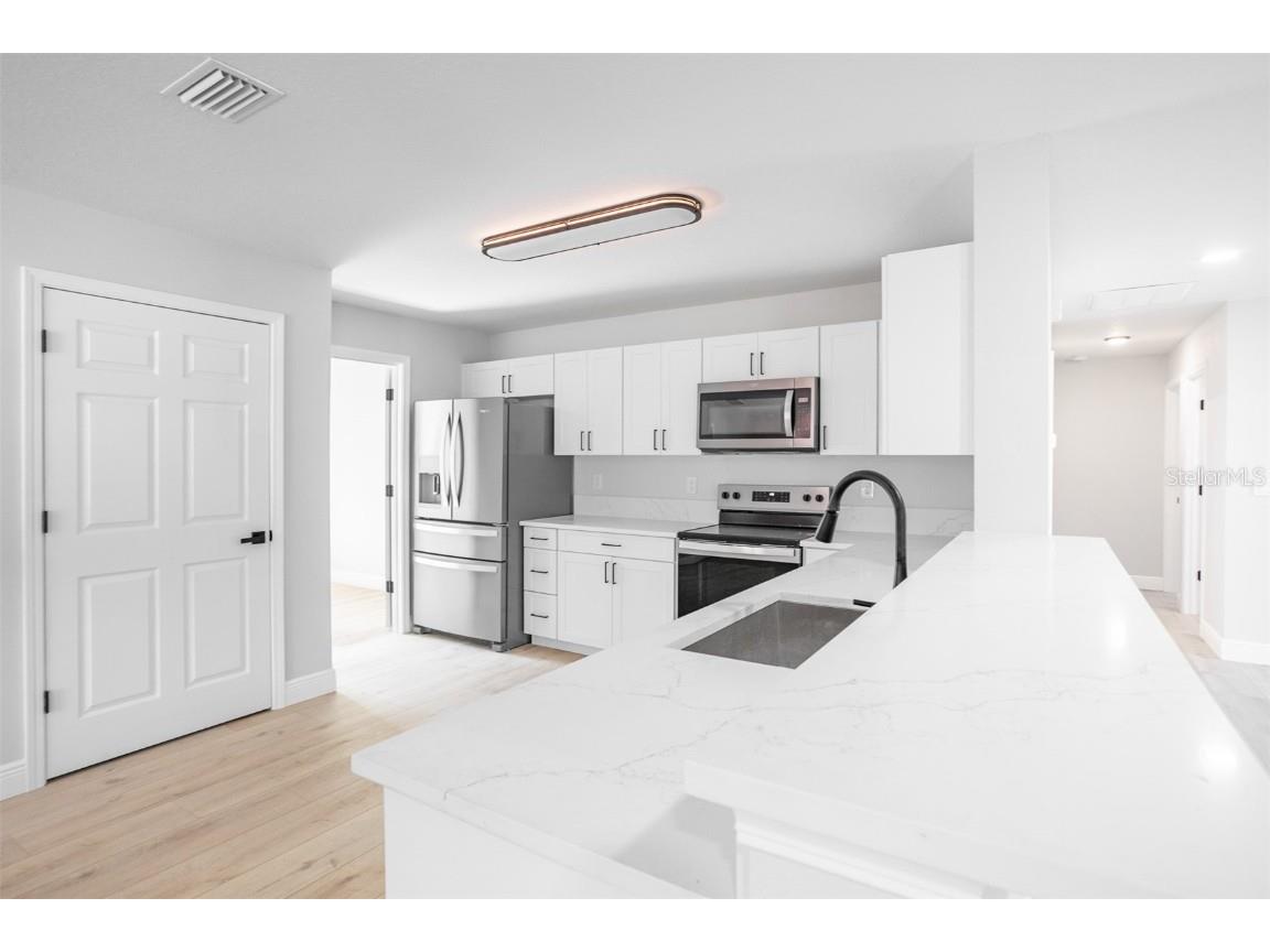  Wesley Chapel FL 33544 TB8421322 image4