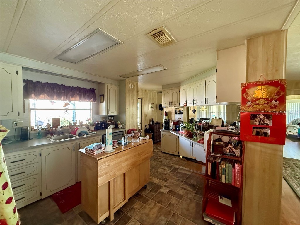  Wildwood FL 34785 - LAKE OKAHUMPKA G5104460 image5