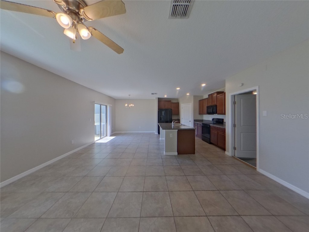  Wimauma FL 33598 TB8430232 image3