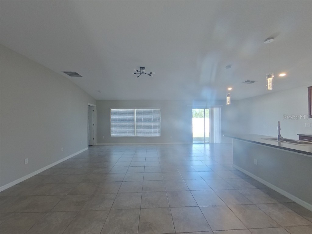  Wimauma FL 33598 TB8453811 image2