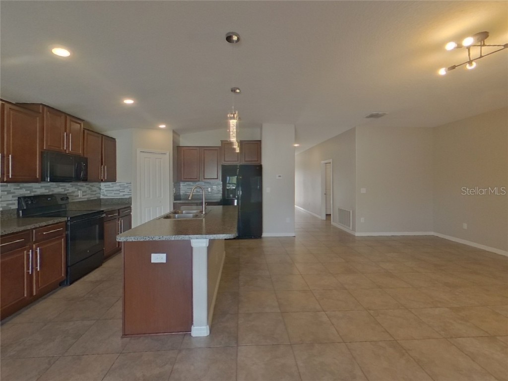  Wimauma FL 33598 TB8453811 image5