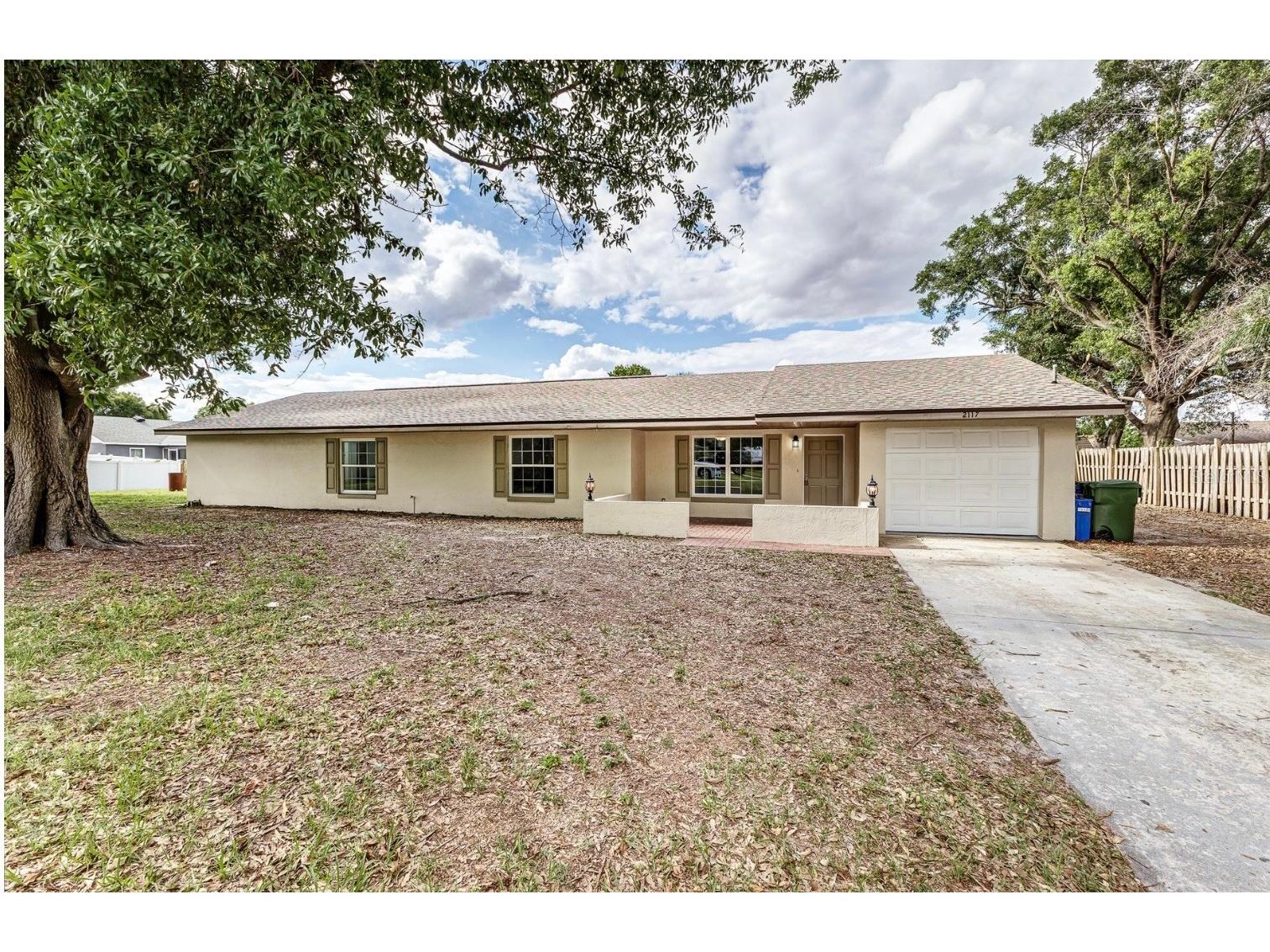 2117 High Point Avenue SW Winter Haven FL 33880 L4960940 image1