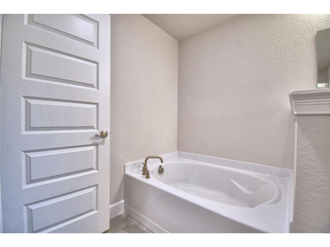  Winter Haven FL 33884 P4932030 image32