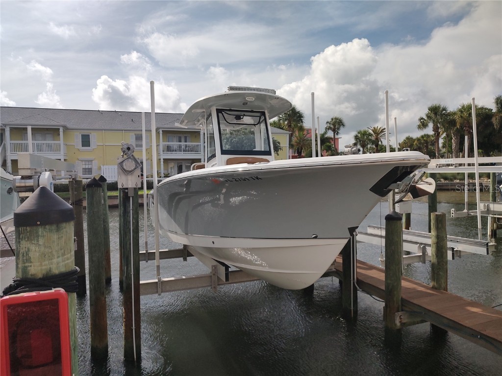 0 Beach Drive SE #140SS Saint Petersburg FL 33705 - TAMPA BAY/ PRIVATE CANAL U8246618 image1