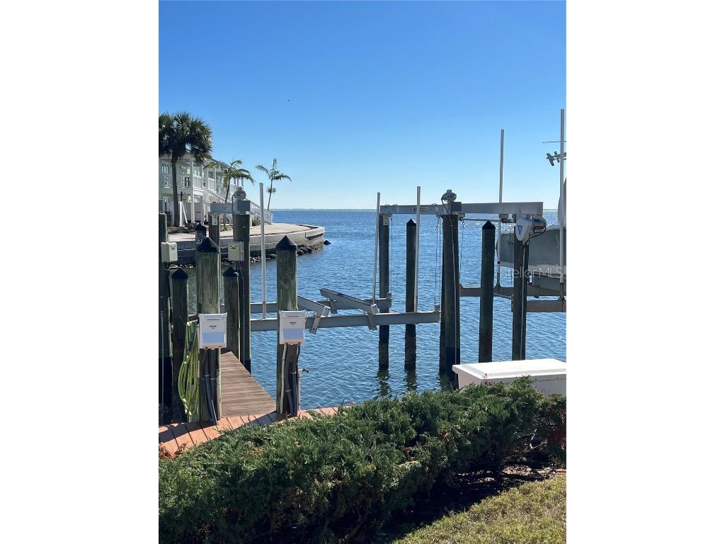 0 Beach Drive SE #77SS Saint Petersburg FL 33705 TB8357401 image1