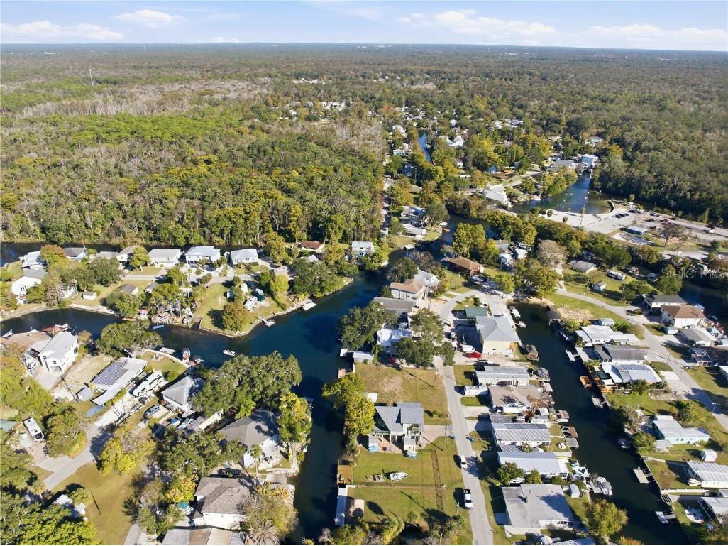 0 Circle Drive Weeki Wachee FL 34607 - WEEKI WACHEE RIVER W7880771 image12