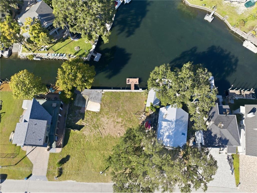 0 Circle Drive Weeki Wachee FL 34607 - WEEKI WACHEE RIVER W7880771 image4